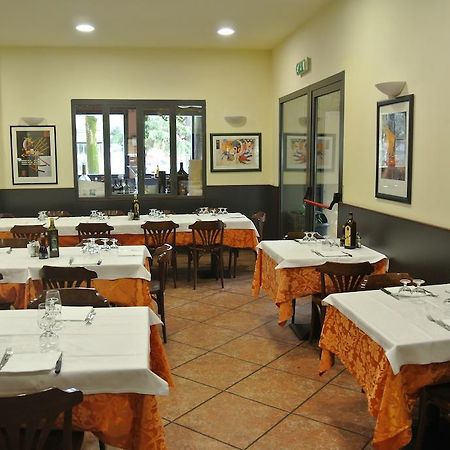 Arlecchino Hotel Castel San Pietro Terme Eksteriør billede