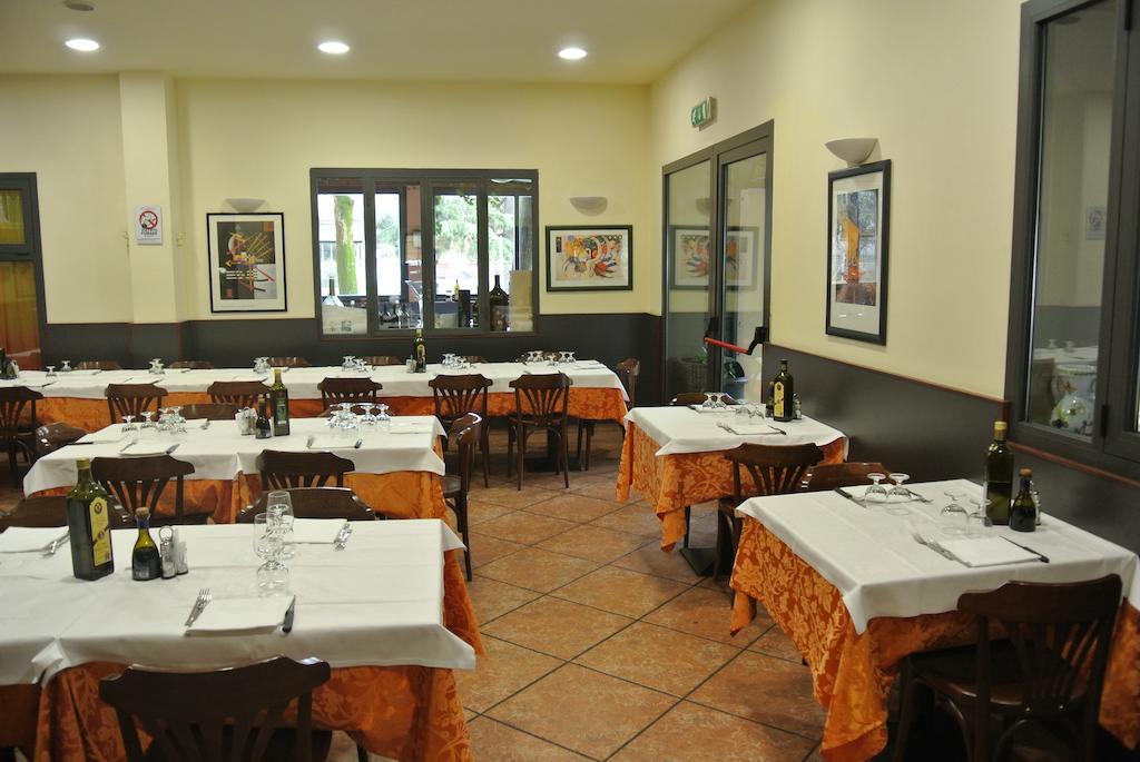 Arlecchino Hotel Castel San Pietro Terme Eksteriør billede