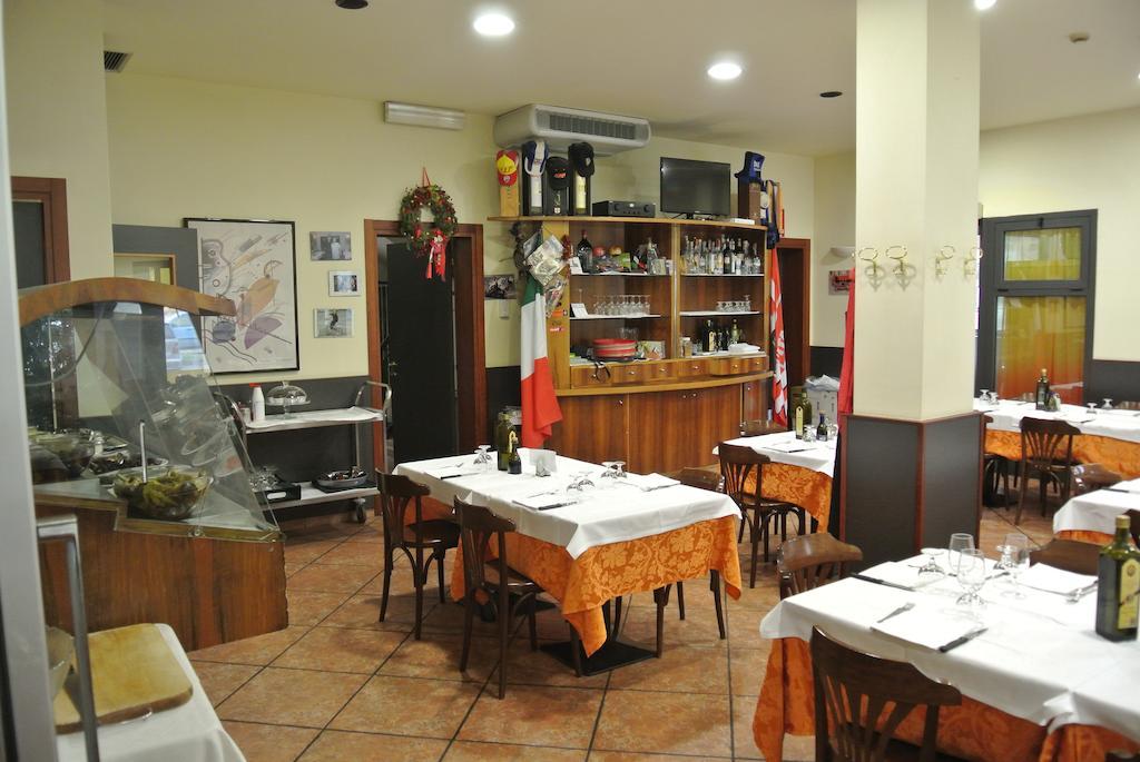 Arlecchino Hotel Castel San Pietro Terme Eksteriør billede