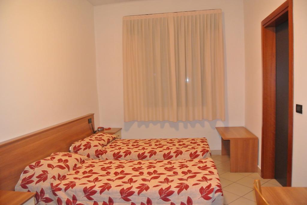 Arlecchino Hotel Castel San Pietro Terme Eksteriør billede